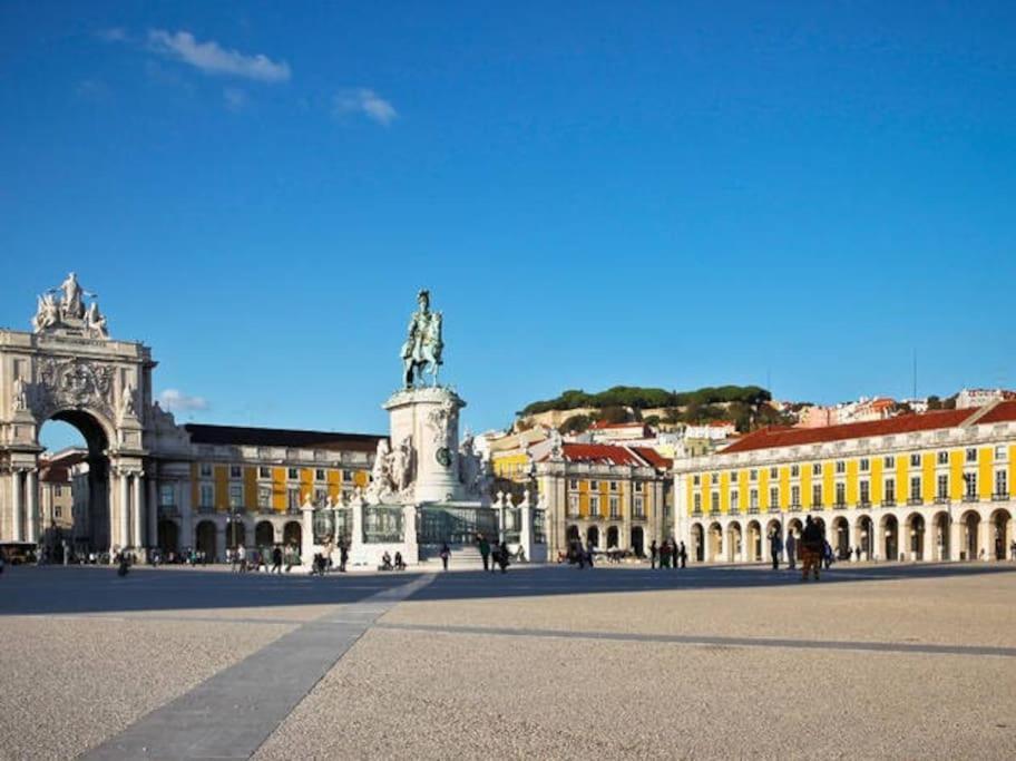 Charming Central Apartment To Rent Lisbon Exterior photo